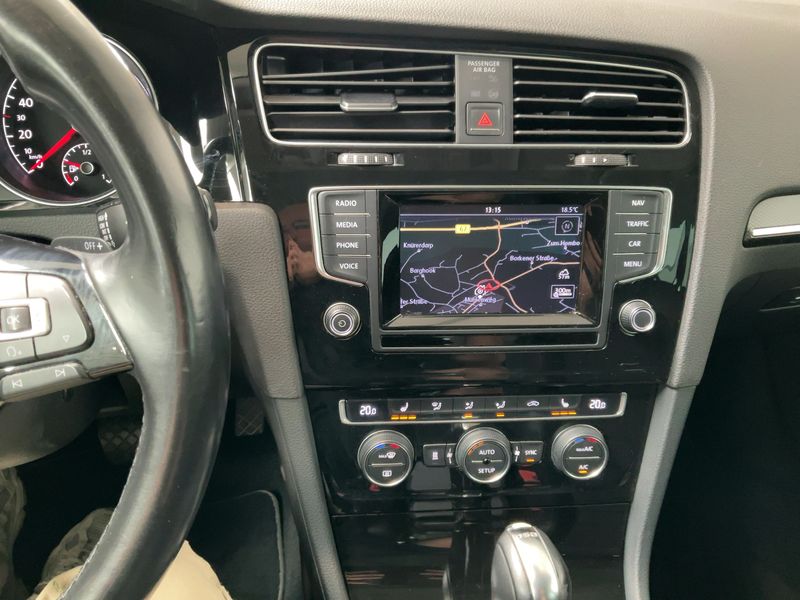 Volkswagen Golf VII 1.4 TSI Highline BlueMotion Tech 2013 – снимка 18