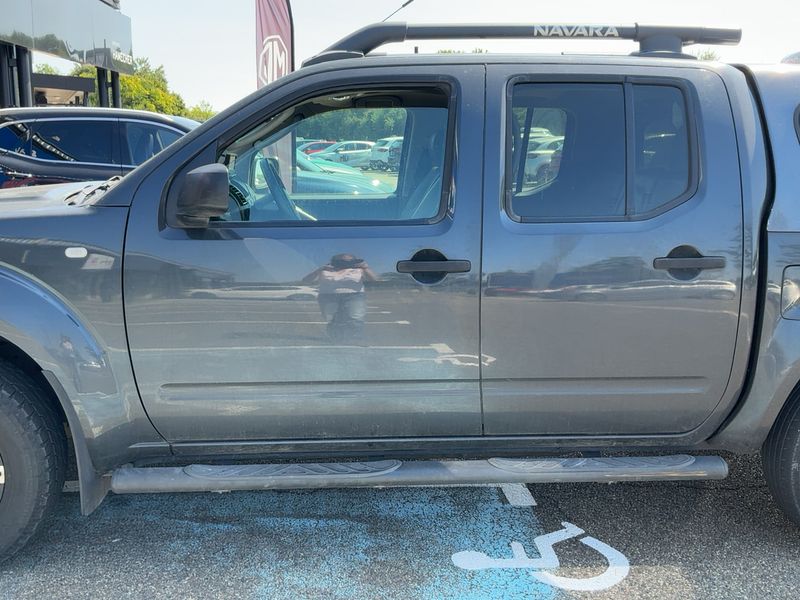 Nissan Navara Pick-up 2.5 dCi Doppelkabine Comfort 4x4 2006 – снимка 4