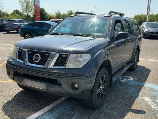 Nissan Navara Pick-up 2.5 dCi Doppelkabine Comfort 4x4 2006 – снимка 1