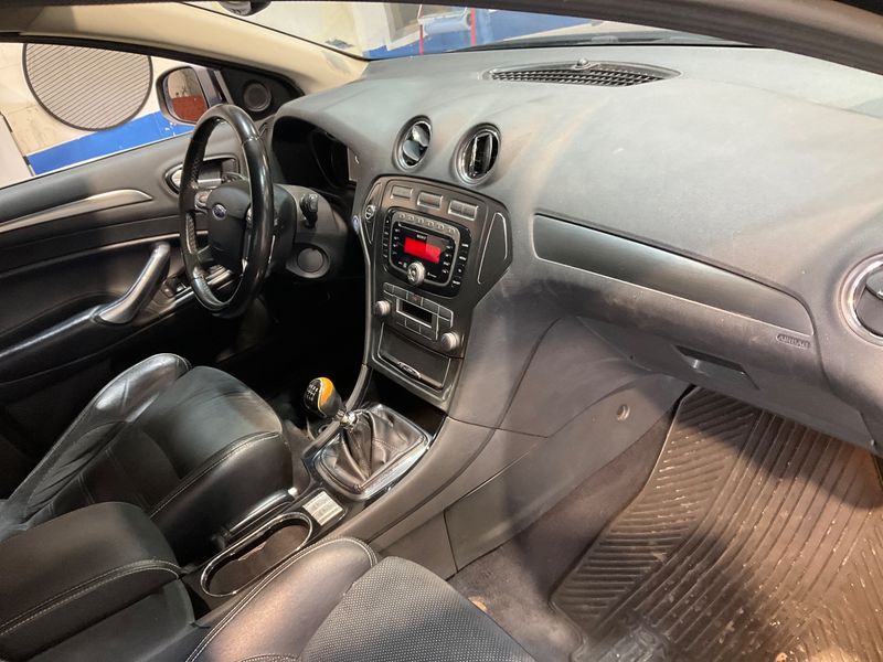 Ford Mondeo 2.0 TDCi Titanium X 2008 – снимка 3