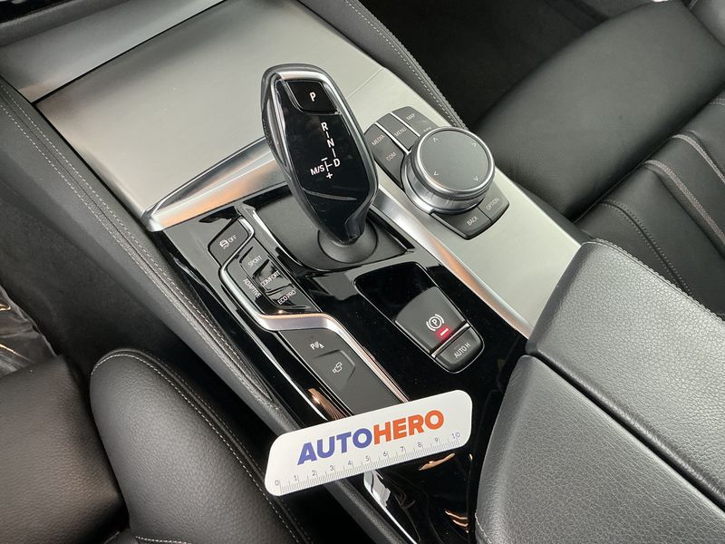 BMW 5er 520d xDrive M Sport 2020 – снимка 41