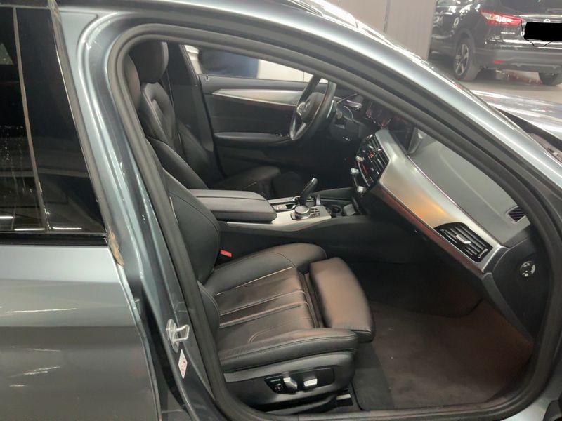 BMW 5er 520d xDrive M Sport 2020 – снимка 16