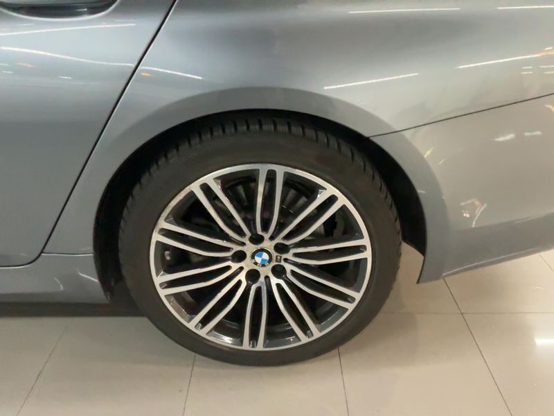 BMW 5er 520d xDrive M Sport 2020 – снимка 5