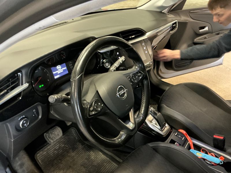 Opel Corsa 1.2 Turbo Elegance 2019 – снимка 21