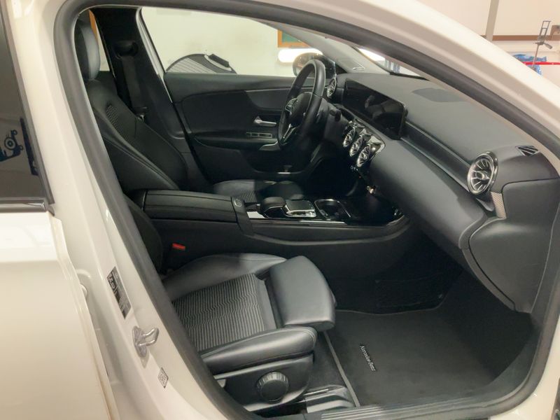 Mercedes-Benz A-Klasse A 250 2019 – снимка 17