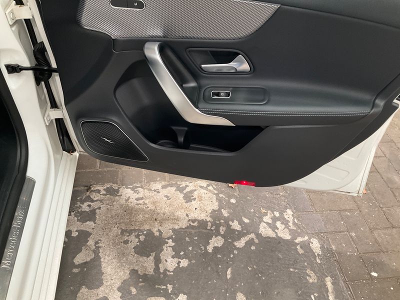 Mercedes-Benz A-Klasse A 250 2019 – снимка 28