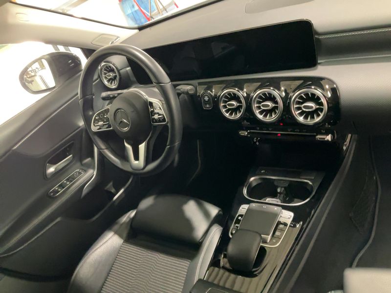 Mercedes-Benz A-Klasse A 250 2019 – снимка 18