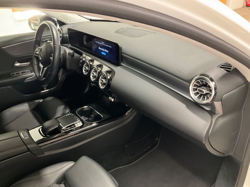 Mercedes-Benz A-Klasse A 250 2019 – снимка 29
