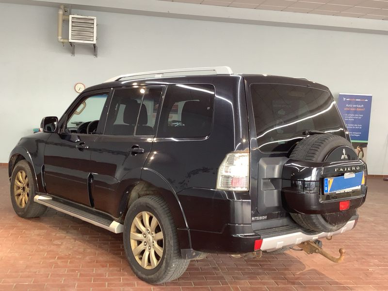 Mitsubishi Pajero 3.8 V6 Mivec Instyle 2010 – снимка 6