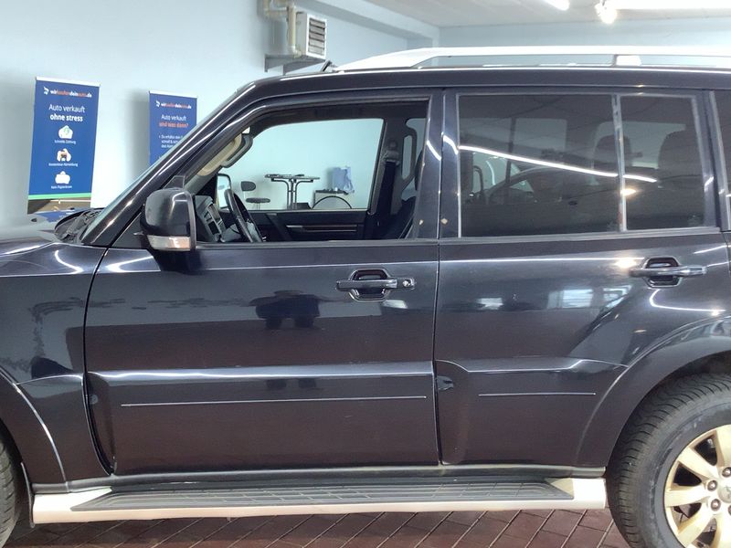 Mitsubishi Pajero 3.8 V6 Mivec Instyle 2010 – снимка 4