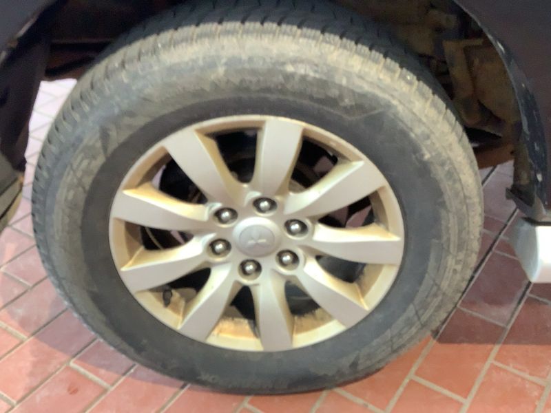 Mitsubishi Pajero 3.8 V6 Mivec Instyle 2010 – снимка 9