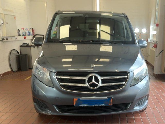 Mercedes-Benz V-Klasse V 220 d lang BlueTEC Edition 2017 – снимка 14
