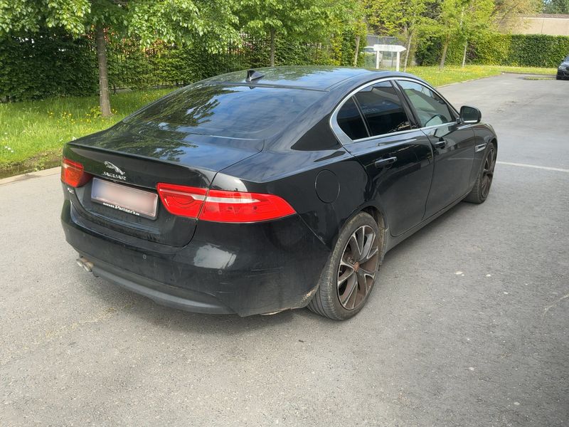 Jaguar XE 20d Prestige 2016 – снимка 8
