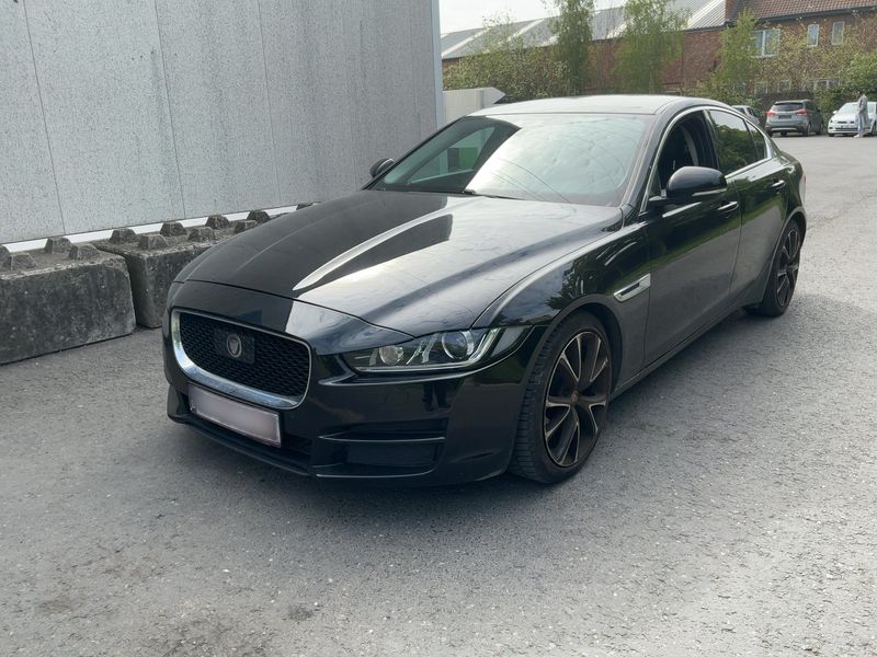Jaguar XE 20d Prestige 2016 – снимка 1