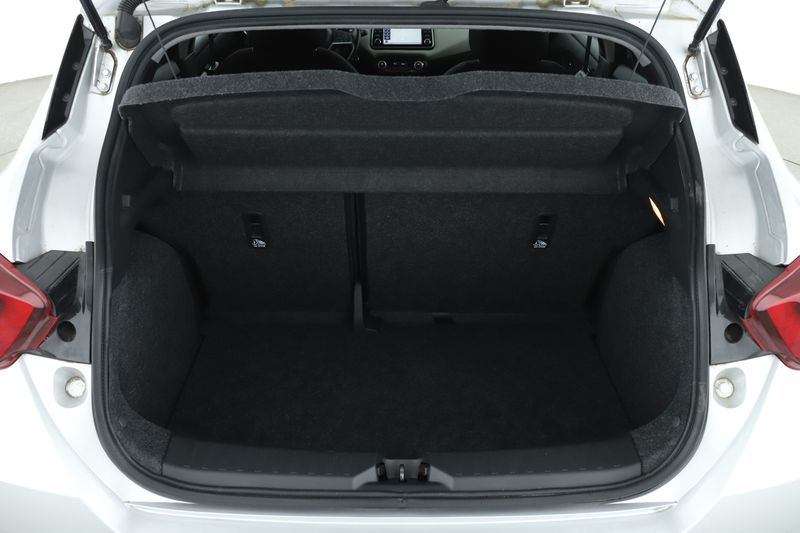 Nissan Micra 1.5 dCi N-Connecta 2018 – снимка 15