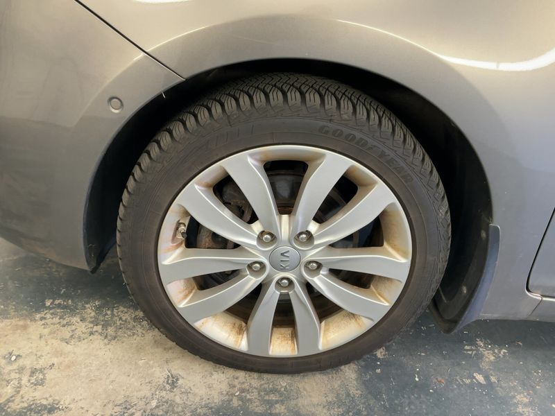 Kia Carens 1.7 CRDi Spirit 2015 – снимка 17