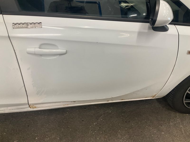 Opel Corsa 1.3 CDTI Business Connect ecoFlex 2015 – снимка 27