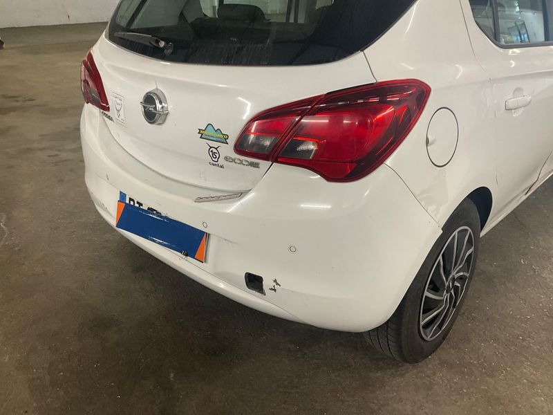Opel Corsa 1.3 CDTI Business Connect ecoFlex 2015 – снимка 38