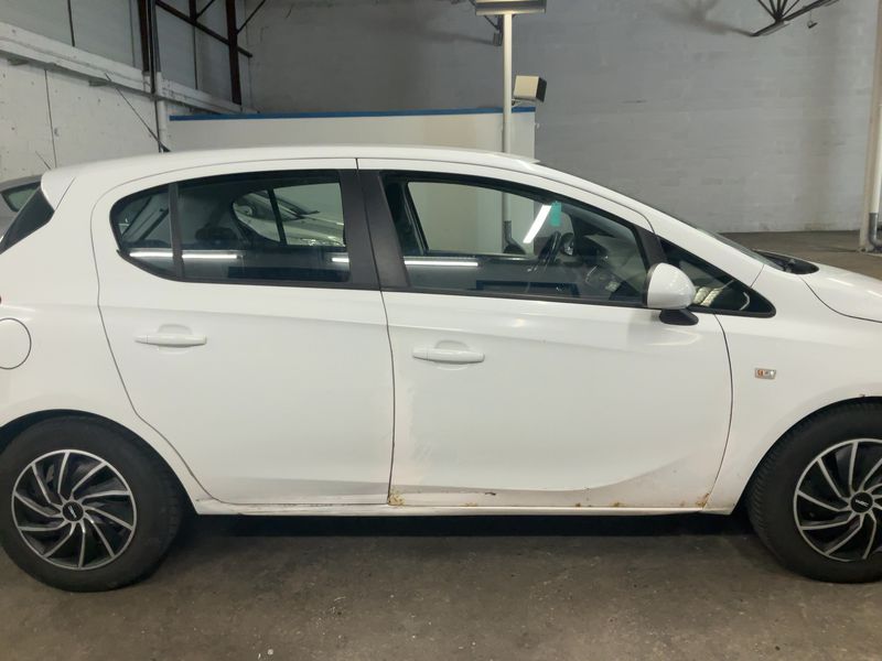 Opel Corsa 1.3 CDTI Business Connect ecoFlex 2015 – снимка 10