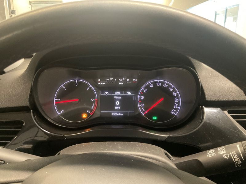 Opel Corsa 1.3 CDTI Business Connect ecoFlex 2015 – снимка 18