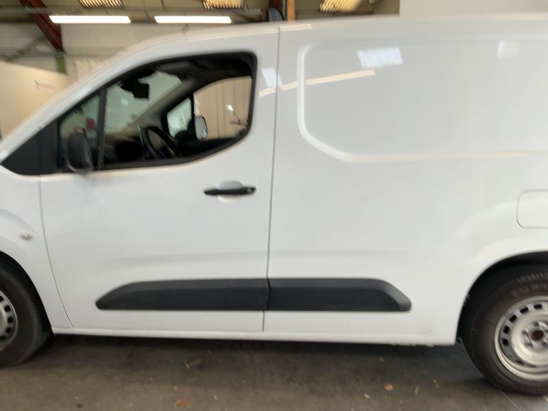 Citroen Berlingo 1.5 Blue-HDi Driver M 2020 – снимка 4