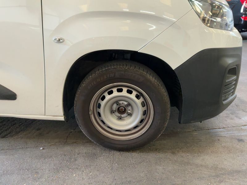 Citroen Berlingo 1.5 Blue-HDi Driver M 2020 – снимка 11