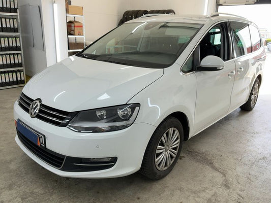 Volkswagen Sharan 2.0 TDI Highline 4Motion BlueMotion Tech 2020 – снимка 1