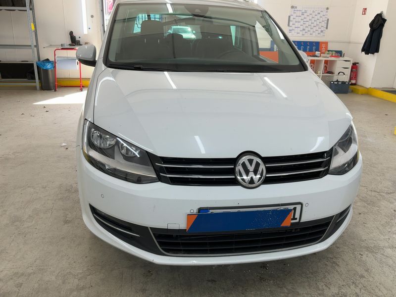 Volkswagen Sharan 2.0 TDI Highline 4Motion BlueMotion Tech 2020 – снимка 14