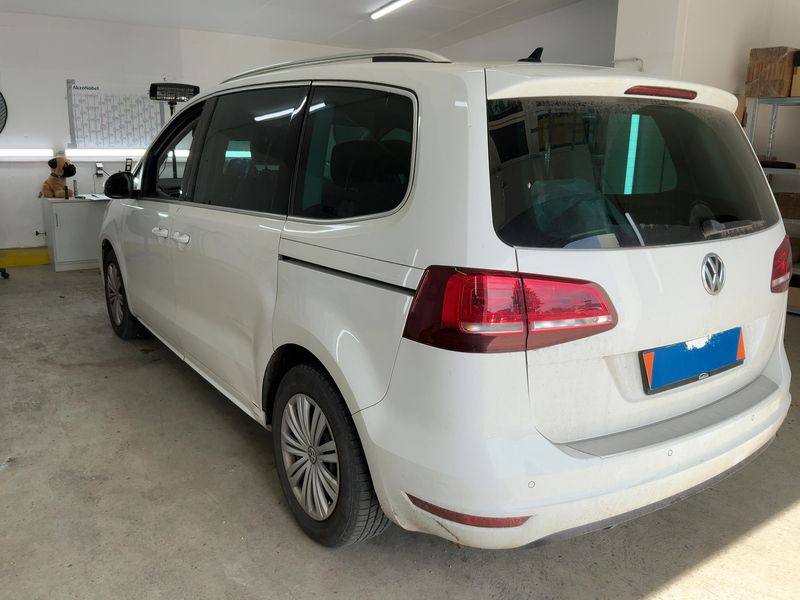 Volkswagen Sharan 2.0 TDI Highline 4Motion BlueMotion Tech 2020 – снимка 6