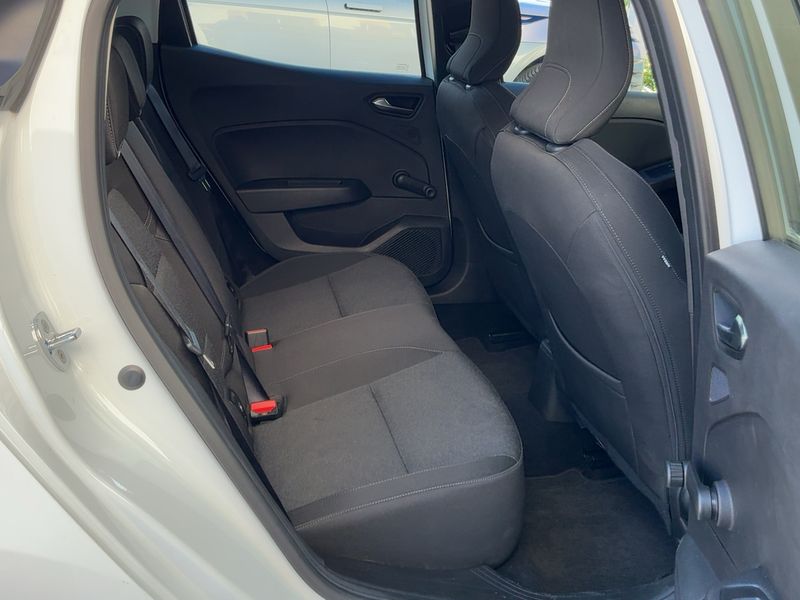 Renault Clio 1.0 TCe Business 2019 – снимка 19