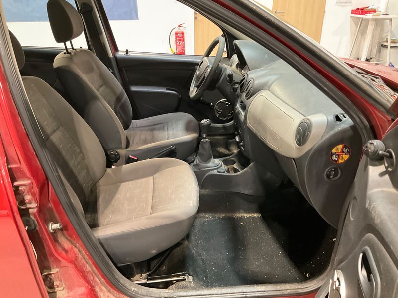 Dacia Sandero 1.2 LPG 2011 – снимка 3