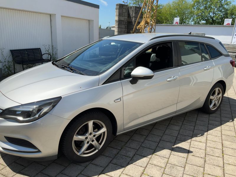 Opel Astra 1.6 CDTI DPF Edition Start/Stop 2019 – снимка 2