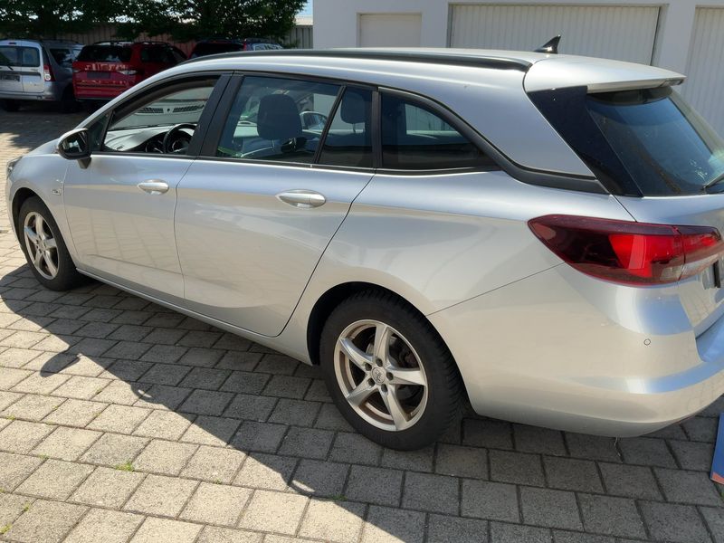 Opel Astra 1.6 CDTI DPF Edition Start/Stop 2019 – снимка 6