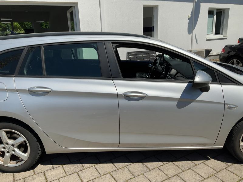 Opel Astra 1.6 CDTI DPF Edition Start/Stop 2019 – снимка 10