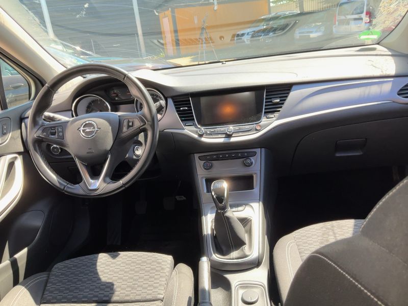 Opel Astra 1.6 CDTI DPF Edition Start/Stop 2019 – снимка 18