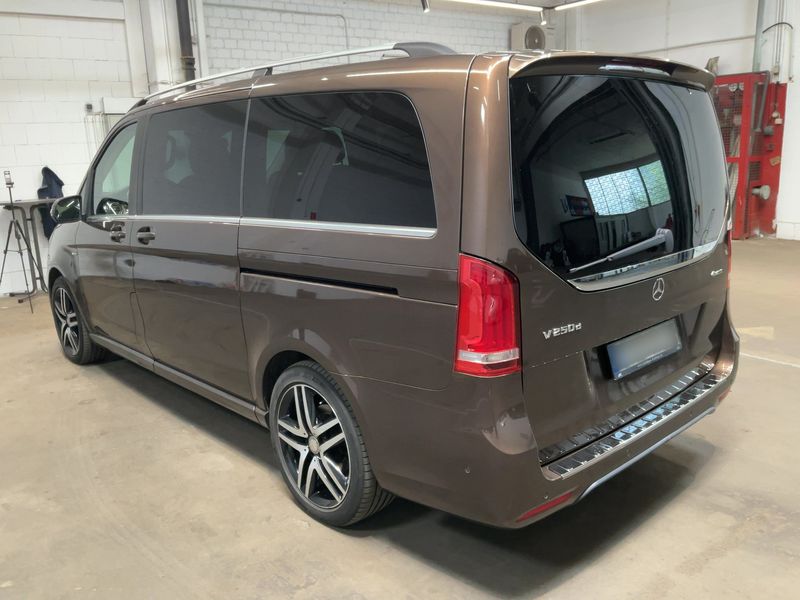 Mercedes-Benz V-Klasse V 250 d lang 4Matic Edition Exclusive 2017 – снимка 6