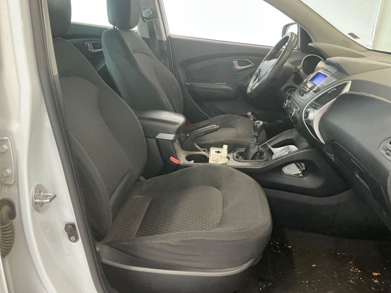 Hyundai ix35 1.7 CRDi Classic 2WD 2011 – снимка 3