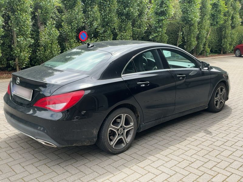 Mercedes-Benz CLA-Klasse CLA 180 d Urban 2018 – снимка 8