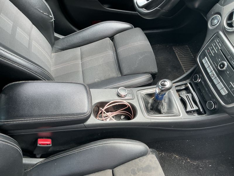 Mercedes-Benz CLA-Klasse CLA 180 d Urban 2018 – снимка 44