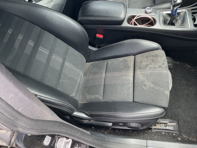 Mercedes-Benz CLA-Klasse CLA 180 d Urban 2018 – снимка 45