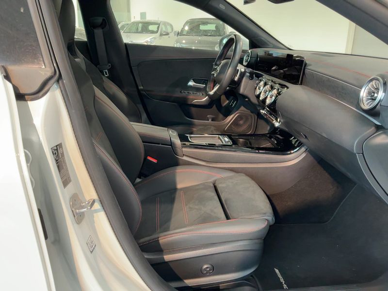 Mercedes-Benz CLA-Klasse CLA 180 Shooting Brake Mild-Hybrid AMG Line 2023 – снимка 16