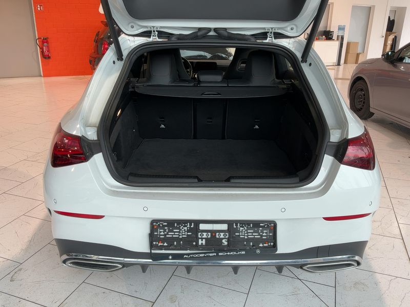 Mercedes-Benz CLA-Klasse CLA 180 Shooting Brake Mild-Hybrid AMG Line 2023 – снимка 15