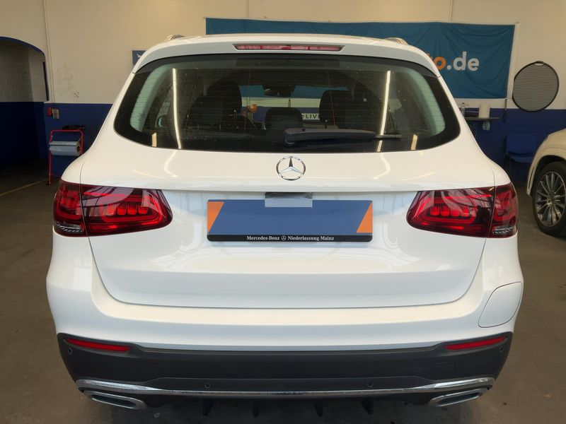 Mercedes-Benz GLC-Klasse GLC 300e 4Matic AMG Line 2020 – снимка 7