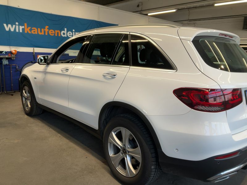 Mercedes-Benz GLC-Klasse GLC 300e 4Matic AMG Line 2020 – снимка 6