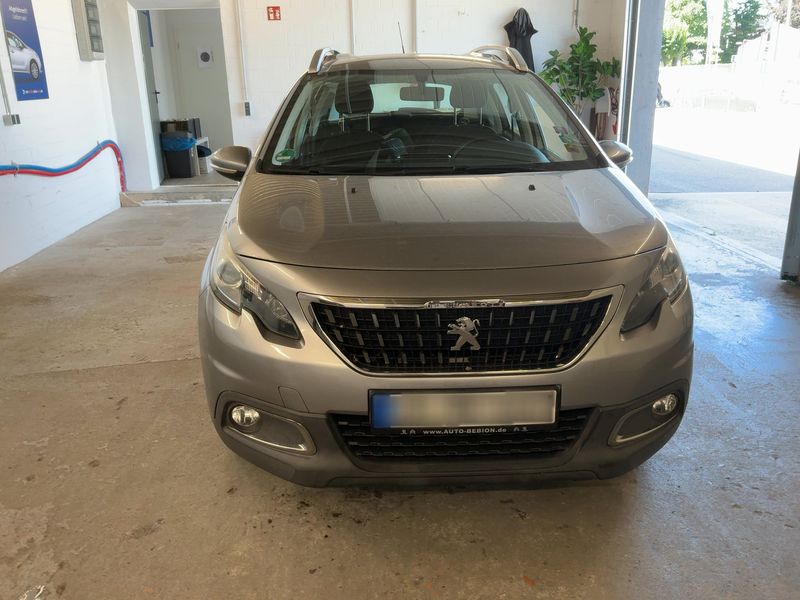 Peugeot 2008 1.2 PureTech Active 2017 – снимка 14