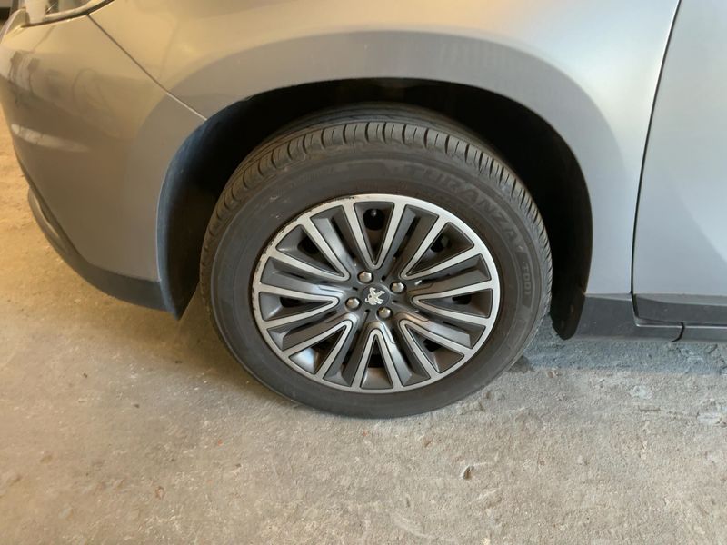 Peugeot 2008 1.2 PureTech Active 2017 – снимка 3