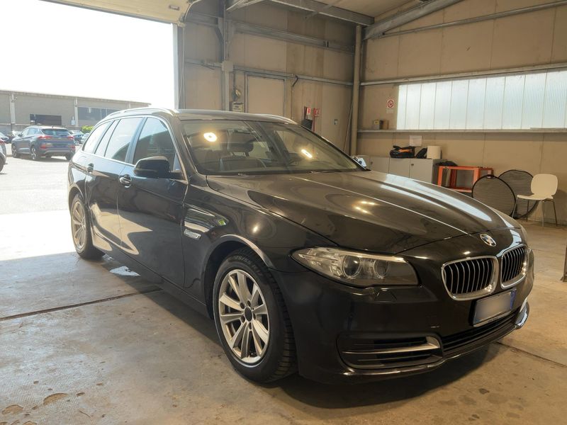 BMW 5er 520d xDrive 2015 – снимка 12
