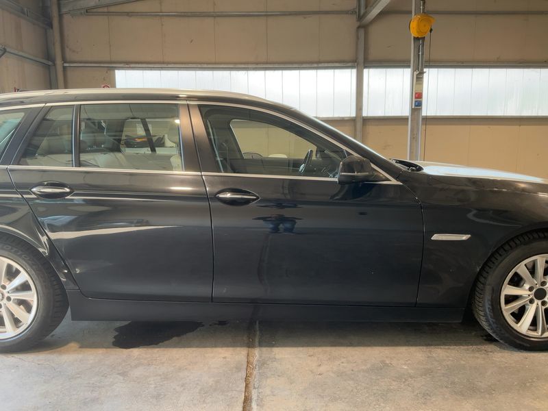 BMW 5er 520d xDrive 2015 – снимка 10