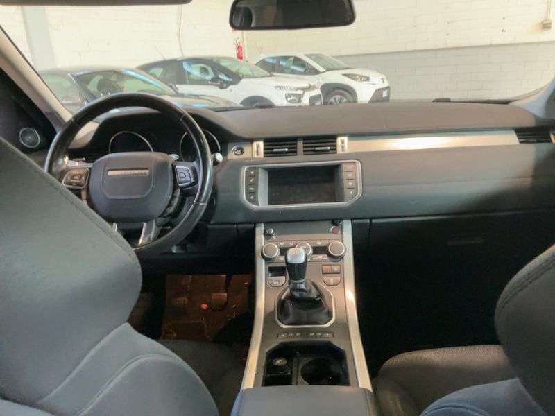 Land Rover Evoque 2.0 Td4 Pure 2017 – снимка 17