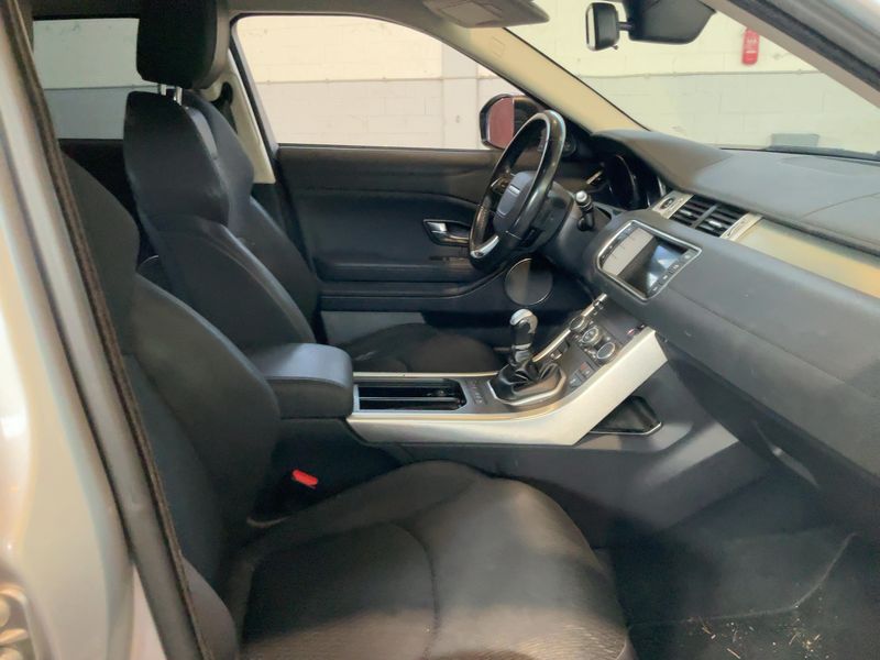 Land Rover Evoque 2.0 Td4 Pure 2017 – снимка 16